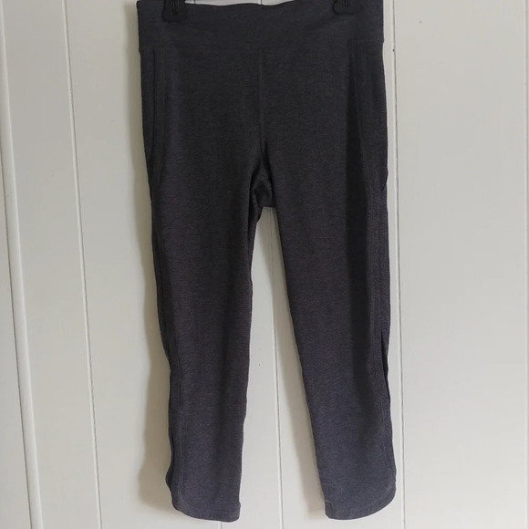 Free People Infinity High Waisted Cutout Crop Leggings Charcoal Heather Size L - Picture 1 of 8